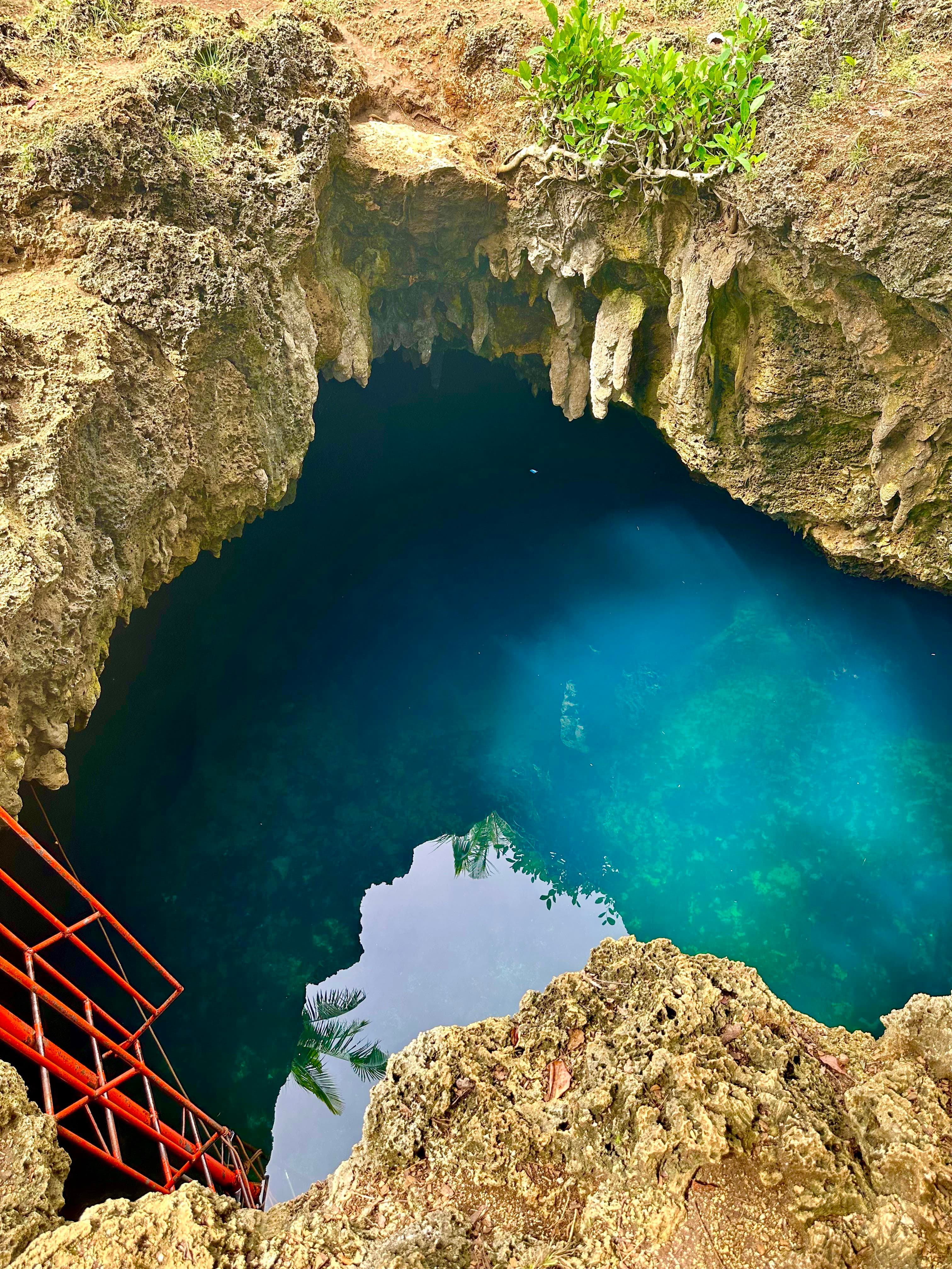 Cabagnow Cave Pool