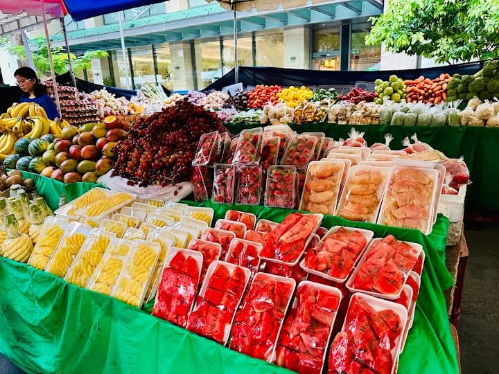 Salcedo Weekend Market