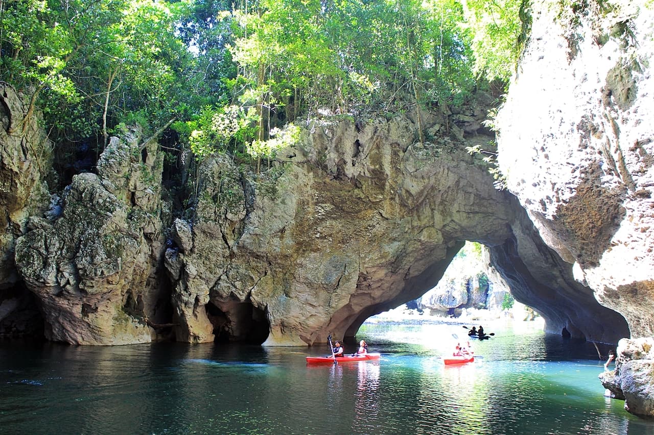 Sohoton Caves & Natural Bridge Park