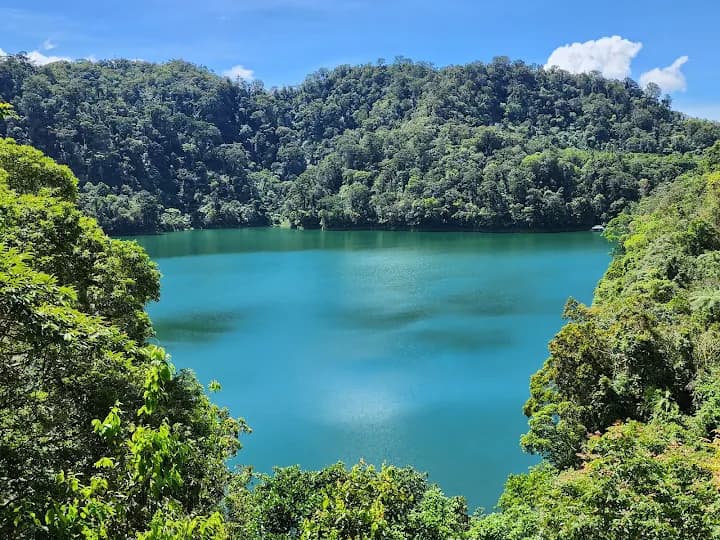 Balinsasayao Twin Lakes Natural Park