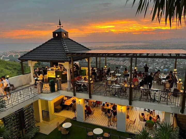 Escalera Cafe